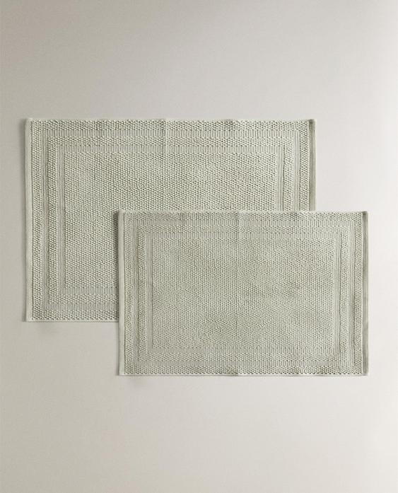 COTTON BATH MAT