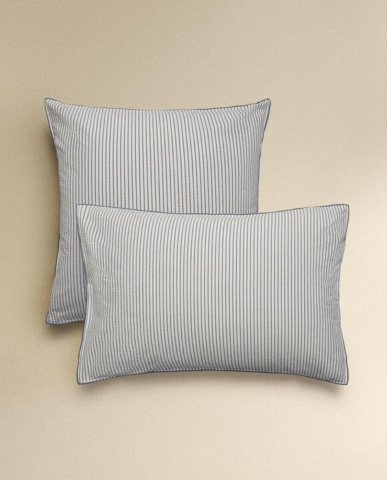 STRIPED SEERSUCKER PILLOWCASE WITH PIPING