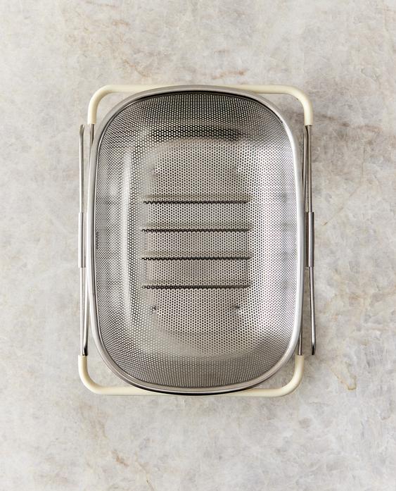 METAL COLANDER
