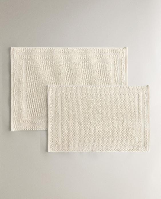 COTTON BATH MAT
