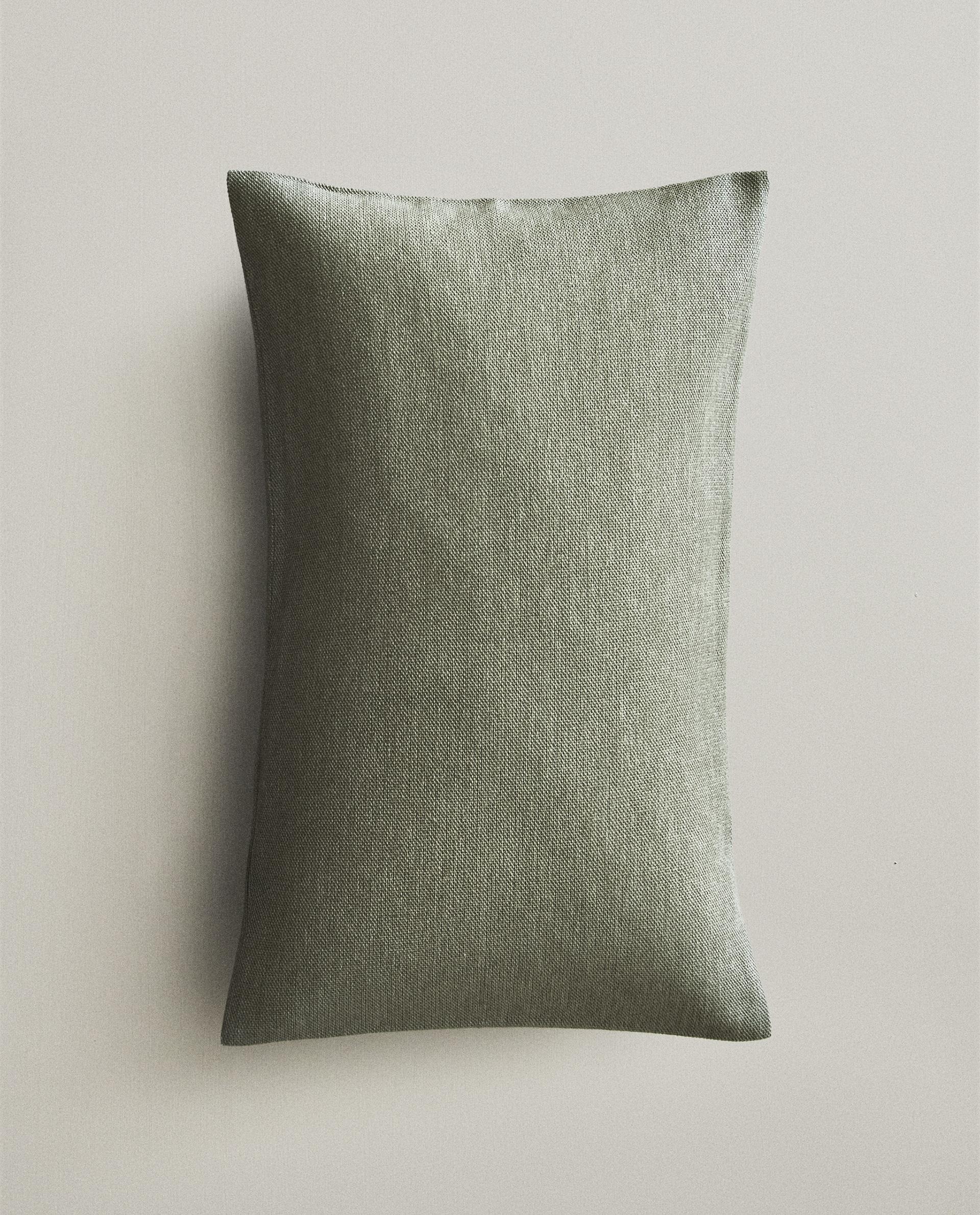 PLAIN CUSHION COVER