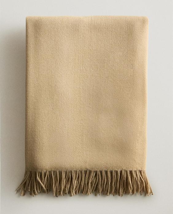 EXTRA SOFT PLAIN THROW