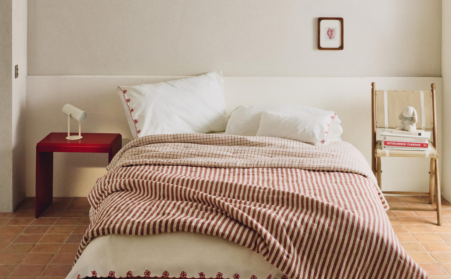 KIDS' STRIPED LINEN AND COTTON QUILTED BEDSPREAD