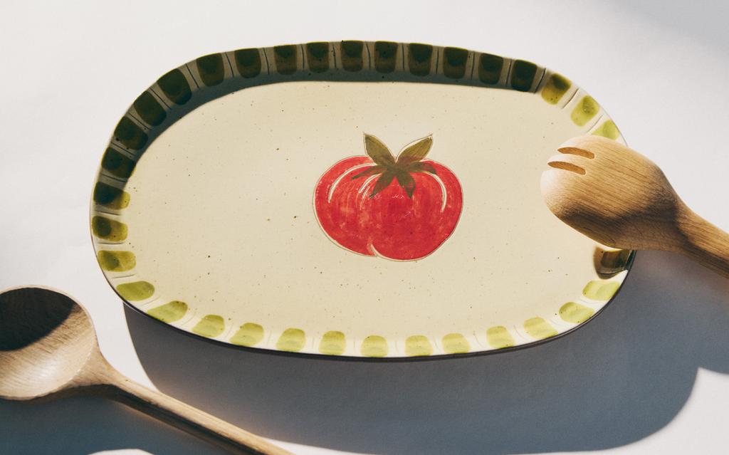 EARTHENWARE FRUIT SERVING DISH