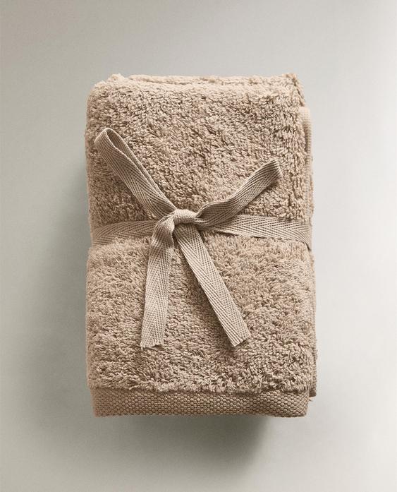 PACK OF HIGH-QUALITY COTTON HAND TOWELS (PACK OF 3)