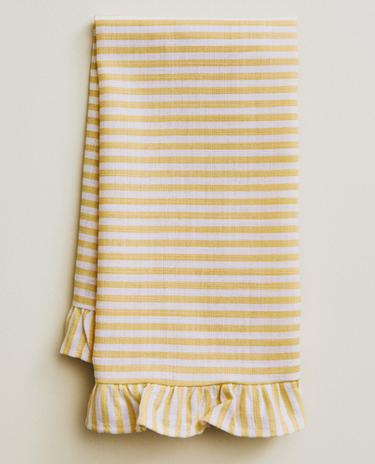 PACK OF RUFFLED COTTON NAPKINS (PACK OF 2)