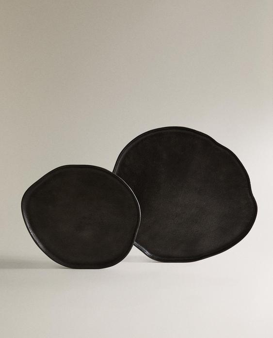 METAL TRAY