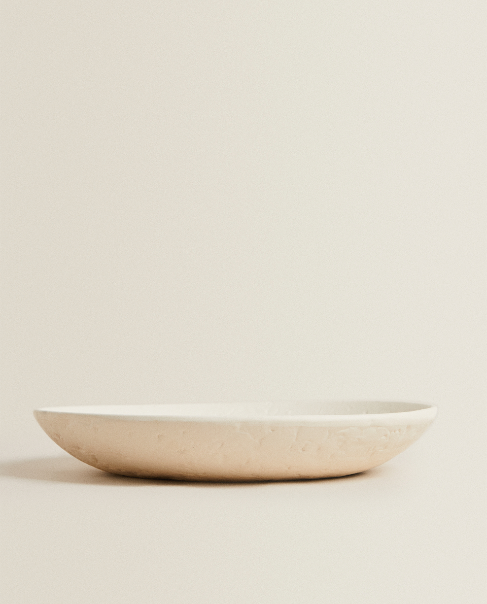 DECORATIVE BOWL WITH ROUGH SURFACE