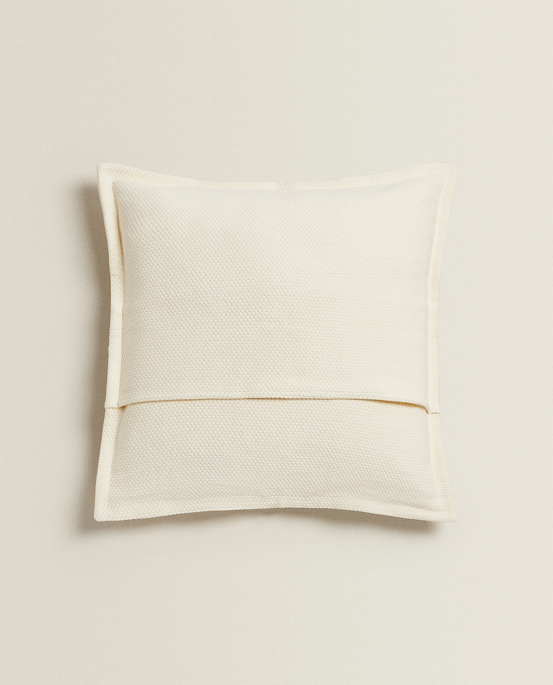 zara cushion