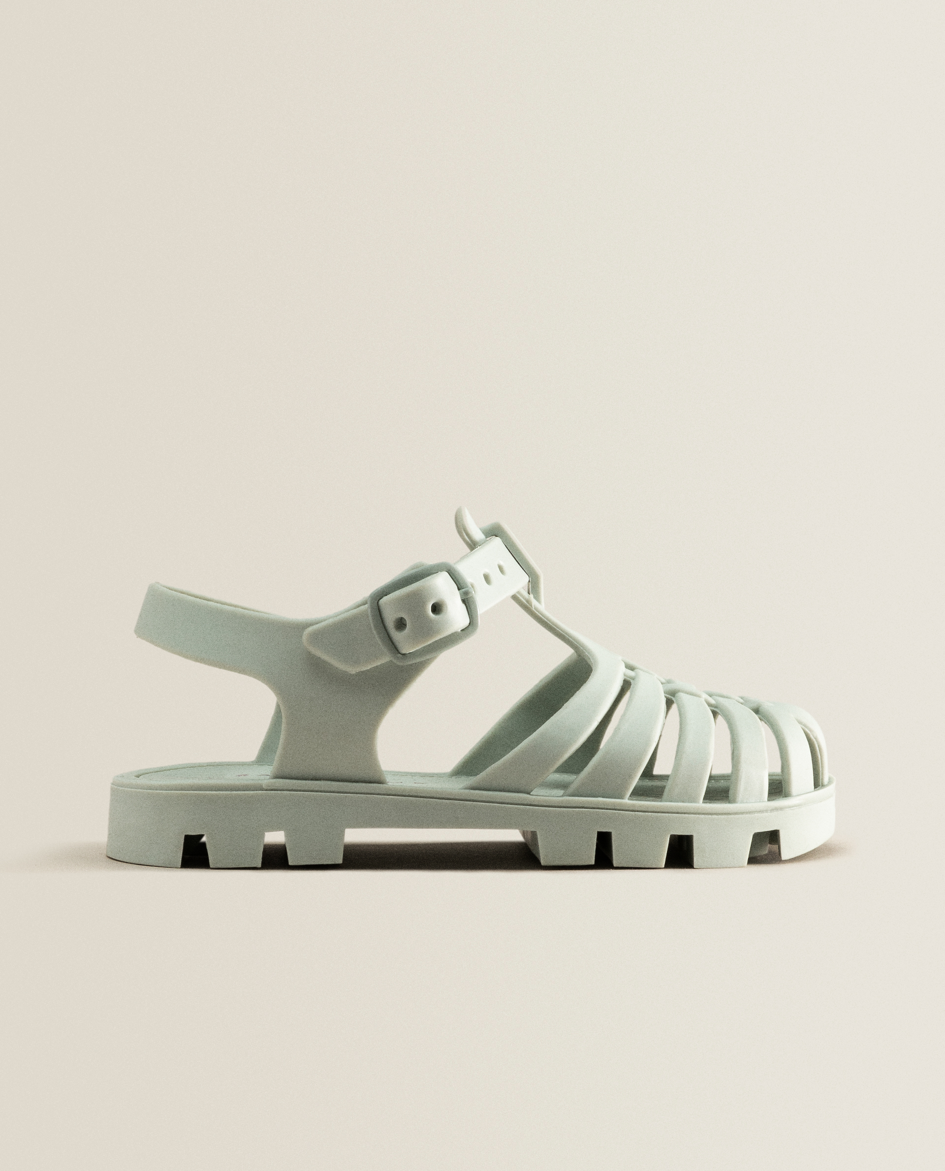 zara kids sandals