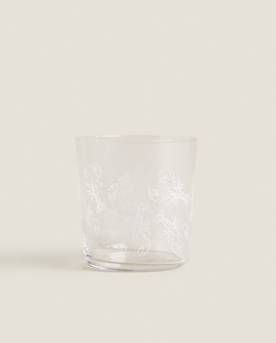 GLASS TUMBLER WITH LOBSTER TRANSFER
