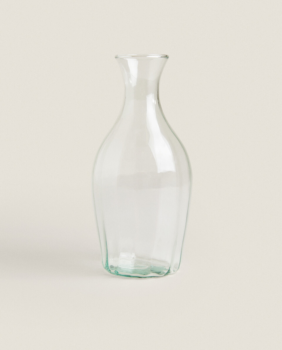 浮雕设计玻璃花瓶