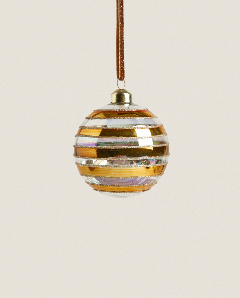 CHRISTMAS BAUBLE WITH GOLDEN LINES