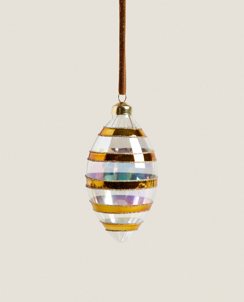 OVAL CHRISTMAS BAUBLE WITH GOLDEN LINES