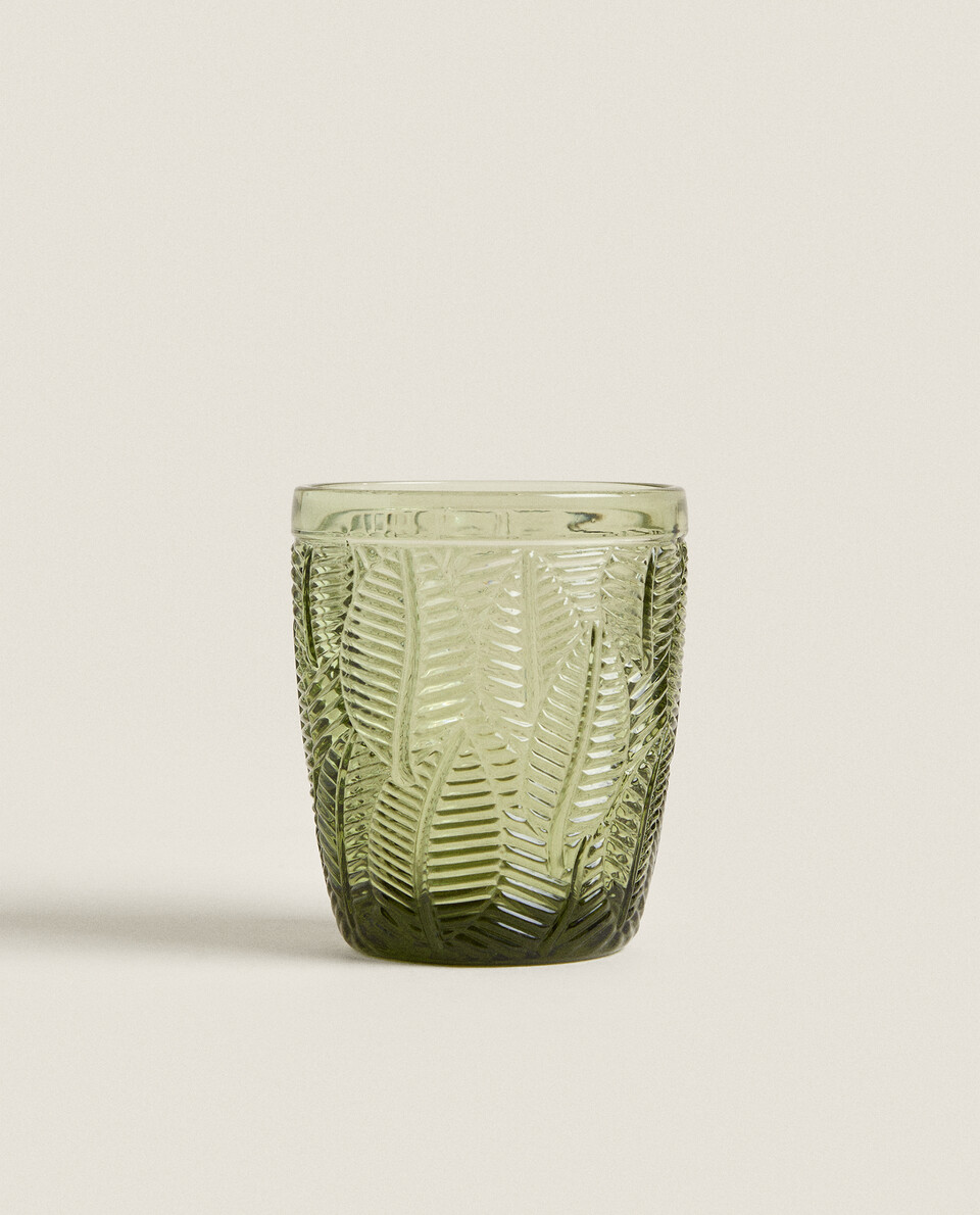 GLASS TUMBLER WITH LEAVES