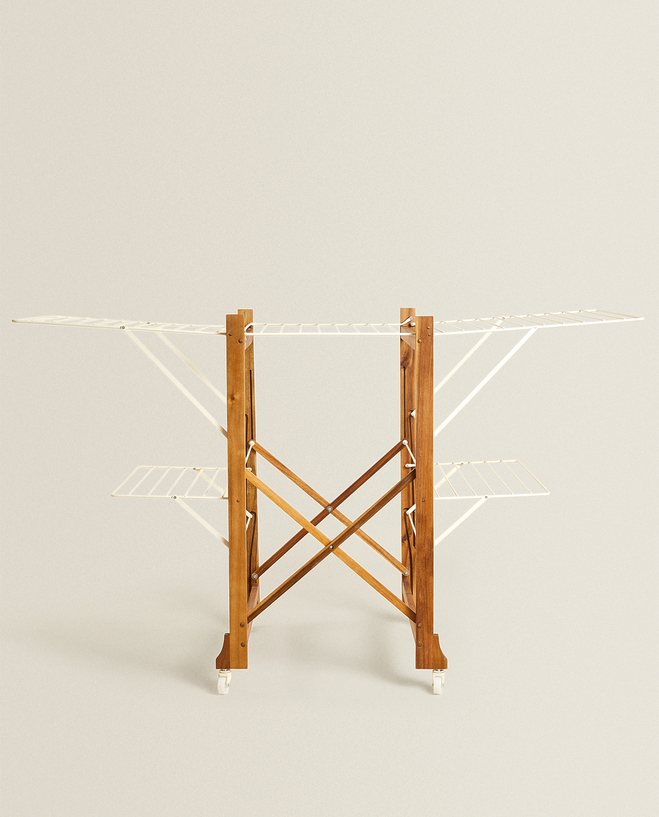 FOLDING WOODEN AND METAL CLOTHES HORSE