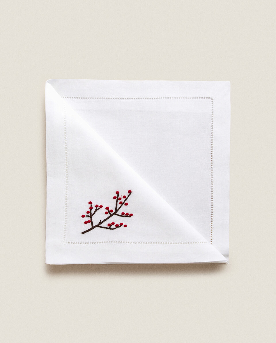 EMBROIDERED HOLLY NAPKINS (PACK OF 2)