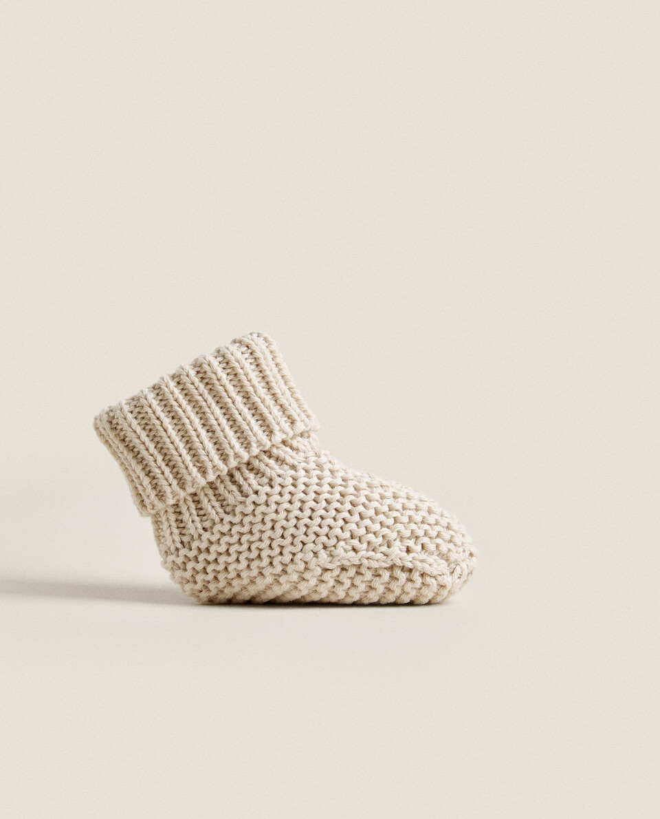 TRICOT BOOTIES
