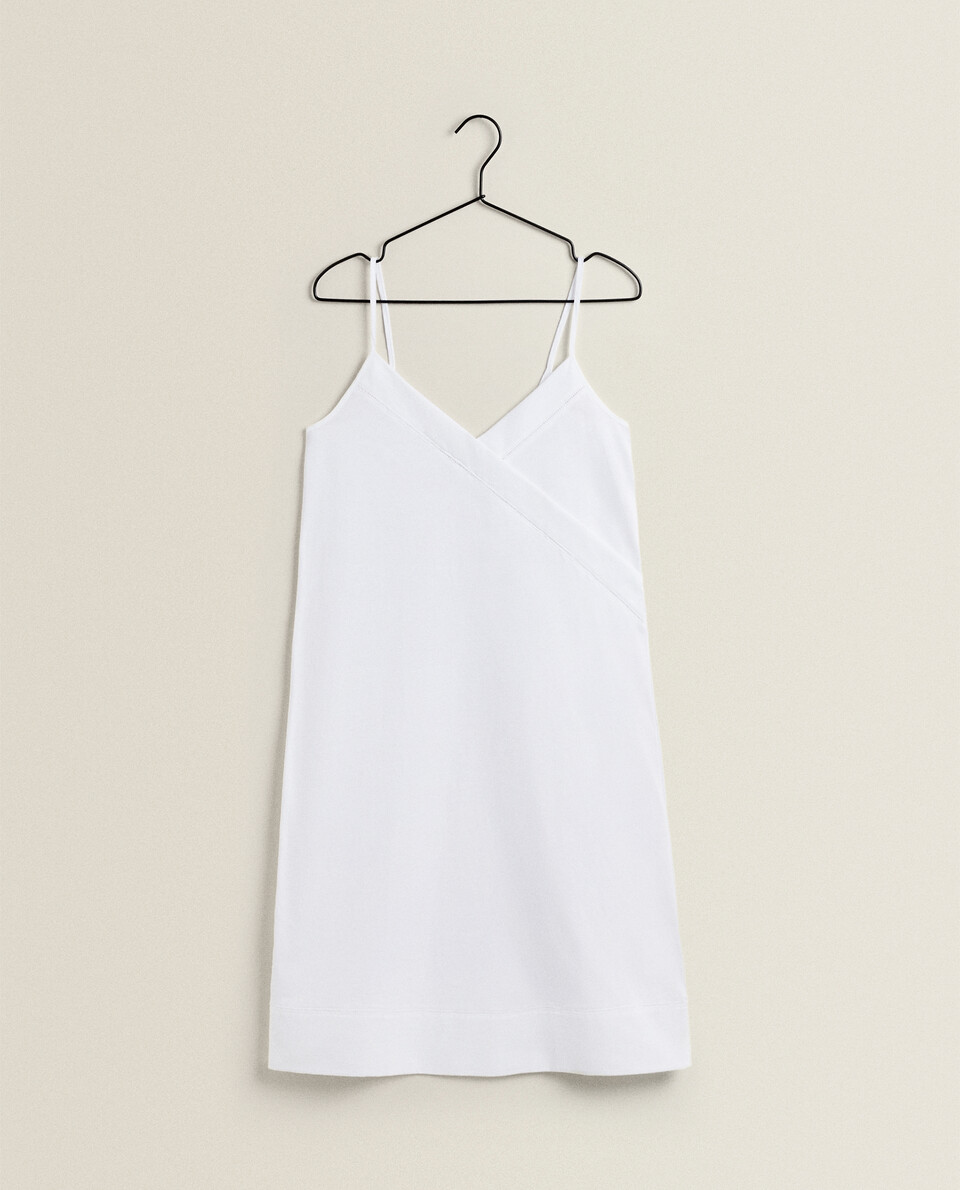 STRAPPY NIGHTDRESS WITH LACE TRIM