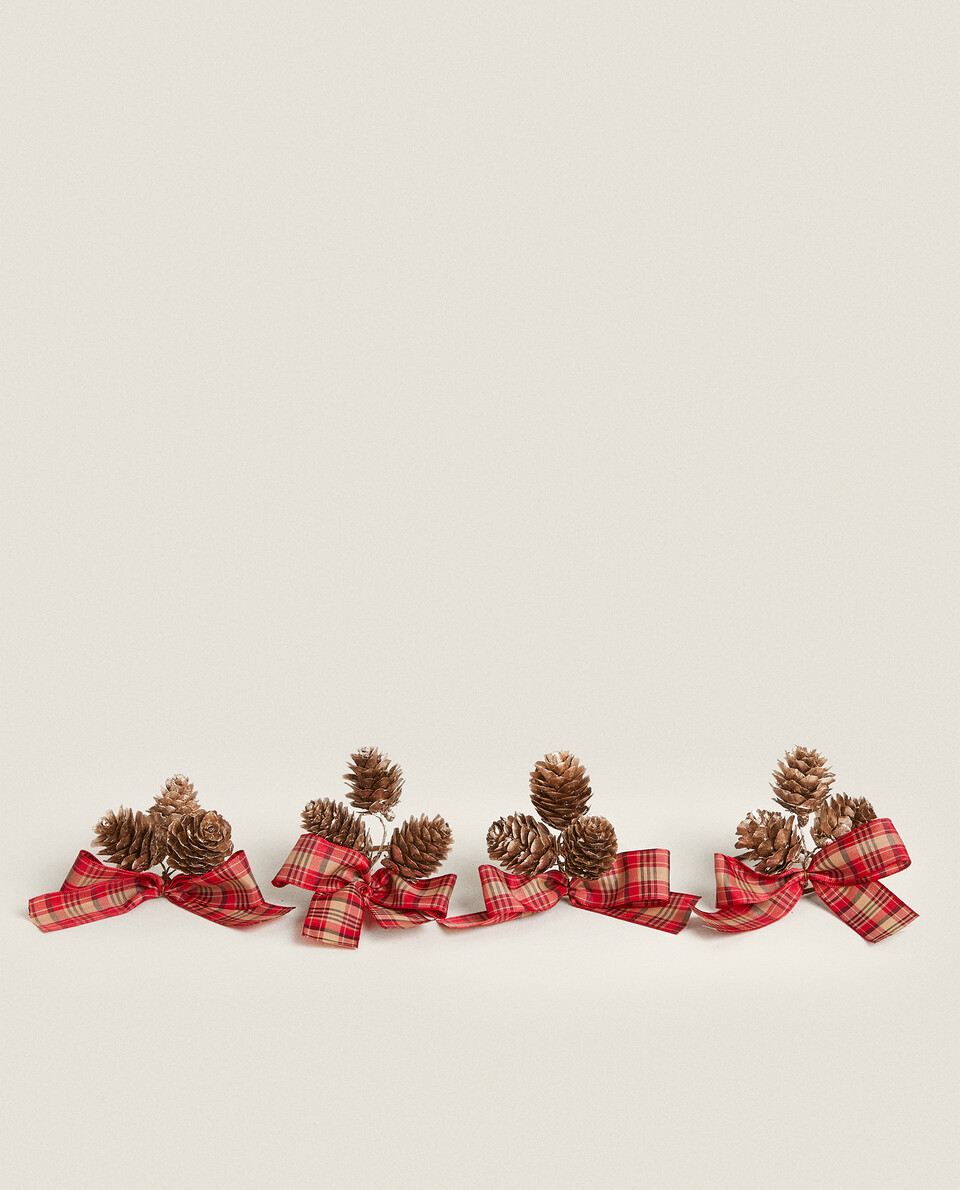 PINE CONE AND TARTAN NAPKIN HOLDERS (PACK OF 4)