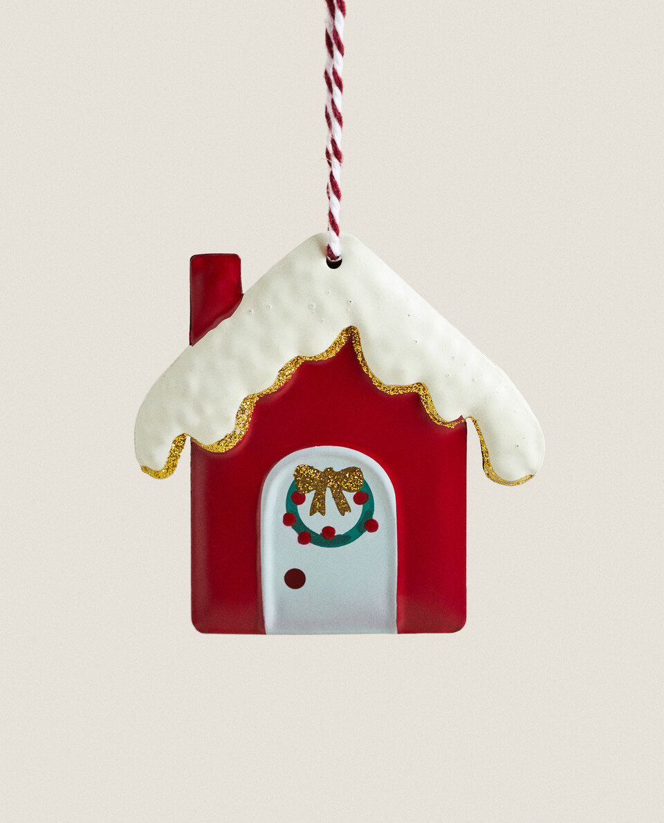 GINGERBREAD HOUSE CHRISTMAS DECORATION