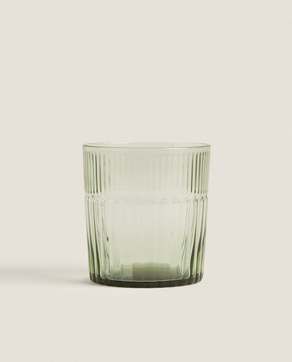 浮雕线条玻璃杯