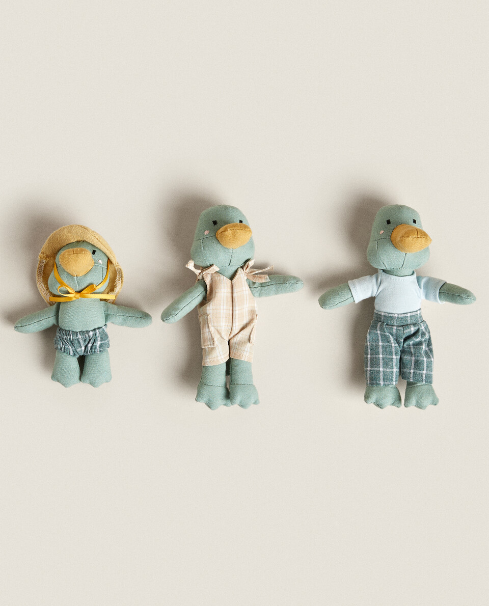 SOFT TOY BEACH DUCK FAMILY