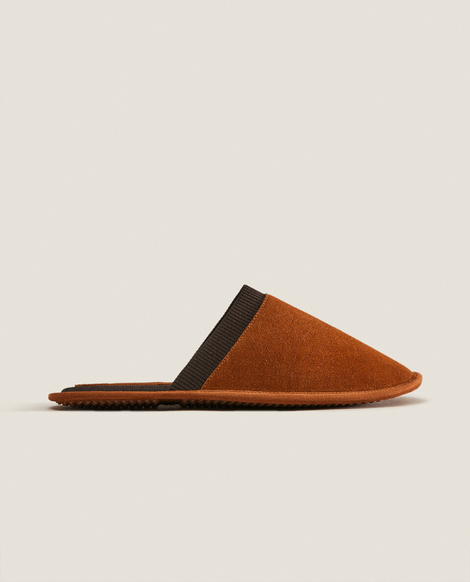 Split suede house slippers