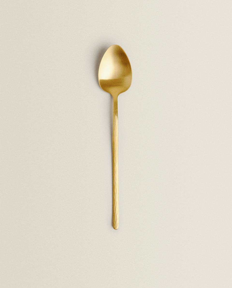HAMMERED GOLD SPOON