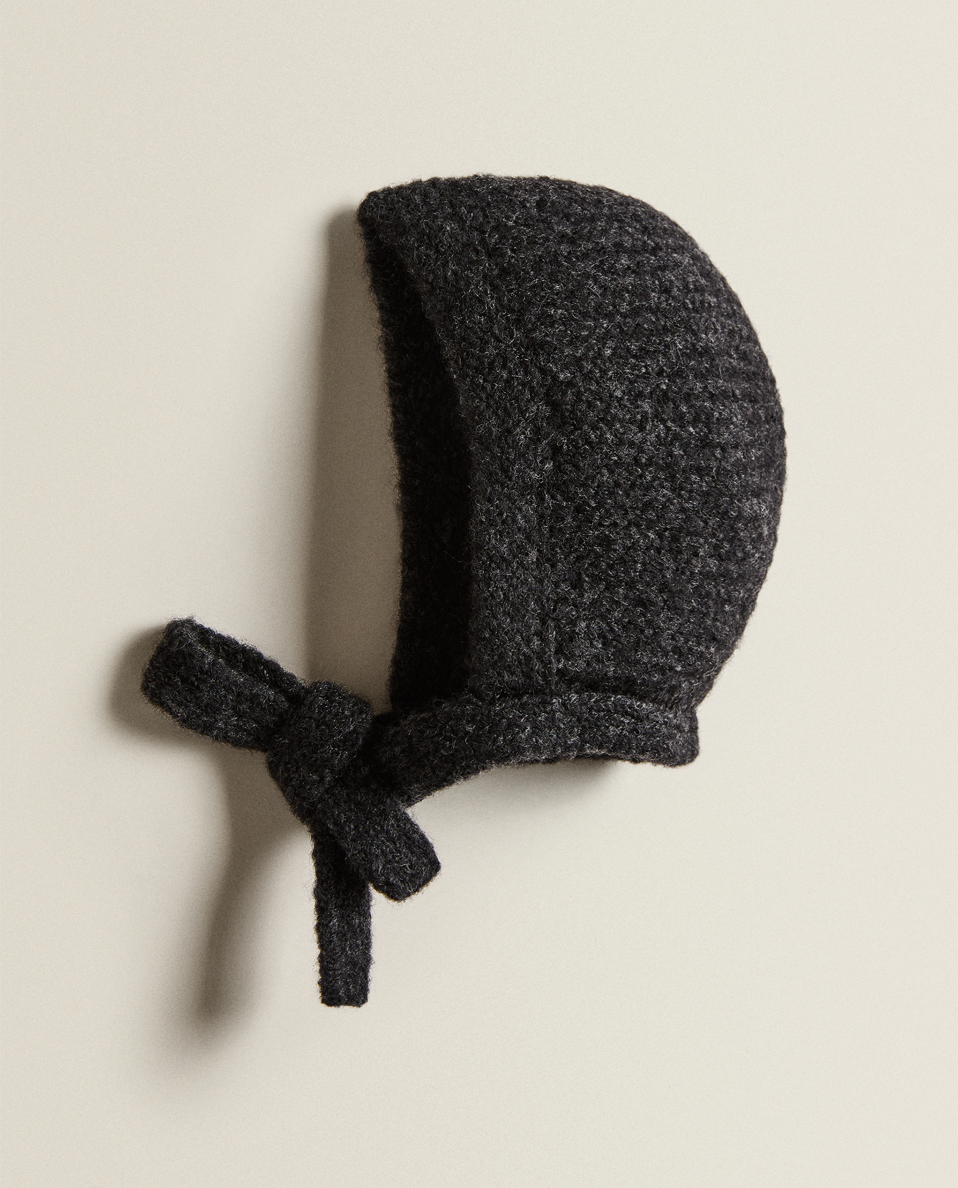 CHUNKY KNIT ALPACA BONNET - | Zara Home