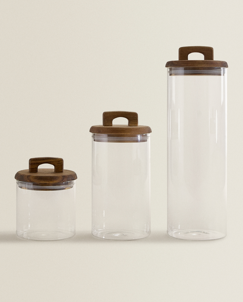 硼硅玻璃和木制储物罐