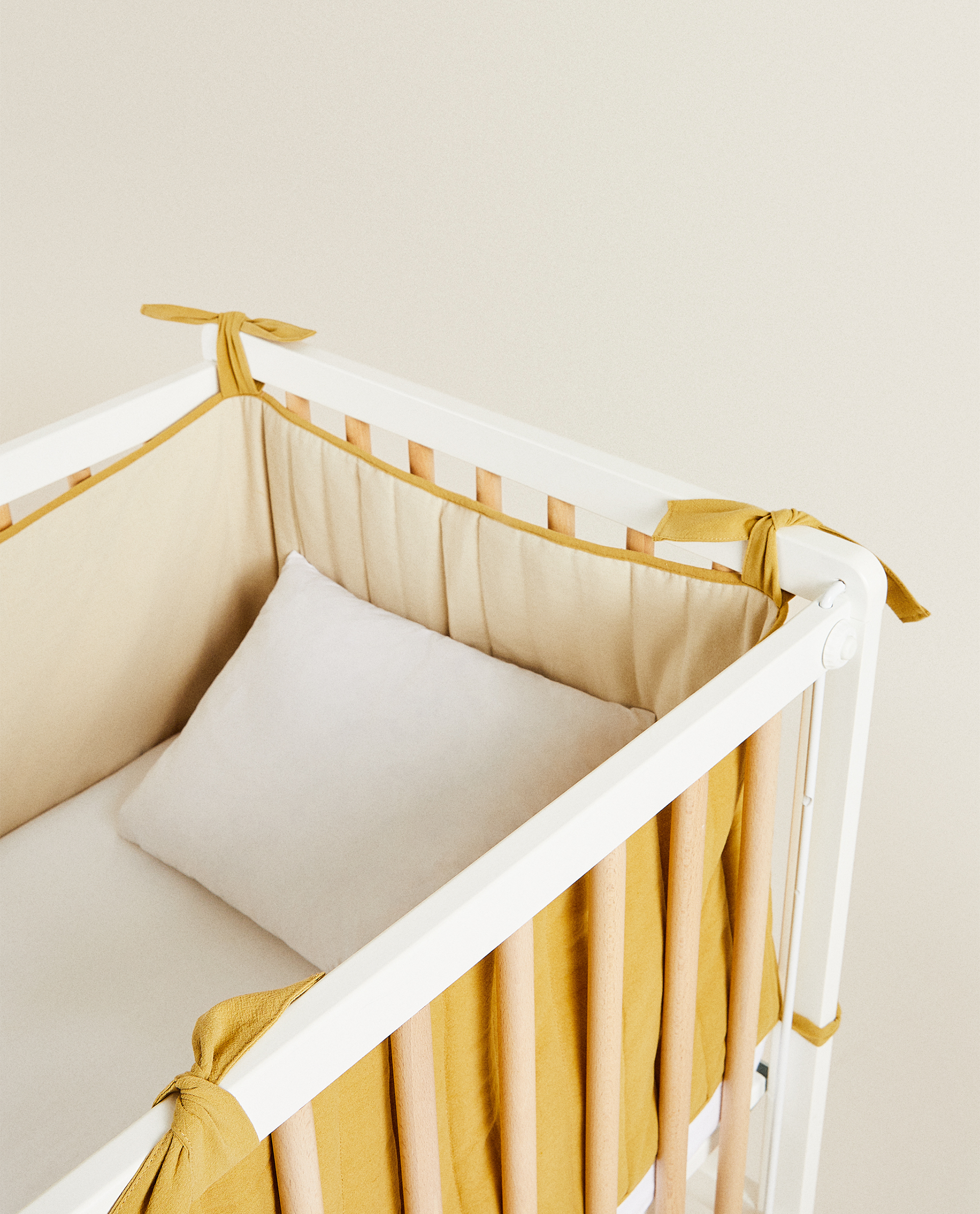 zara baby cot