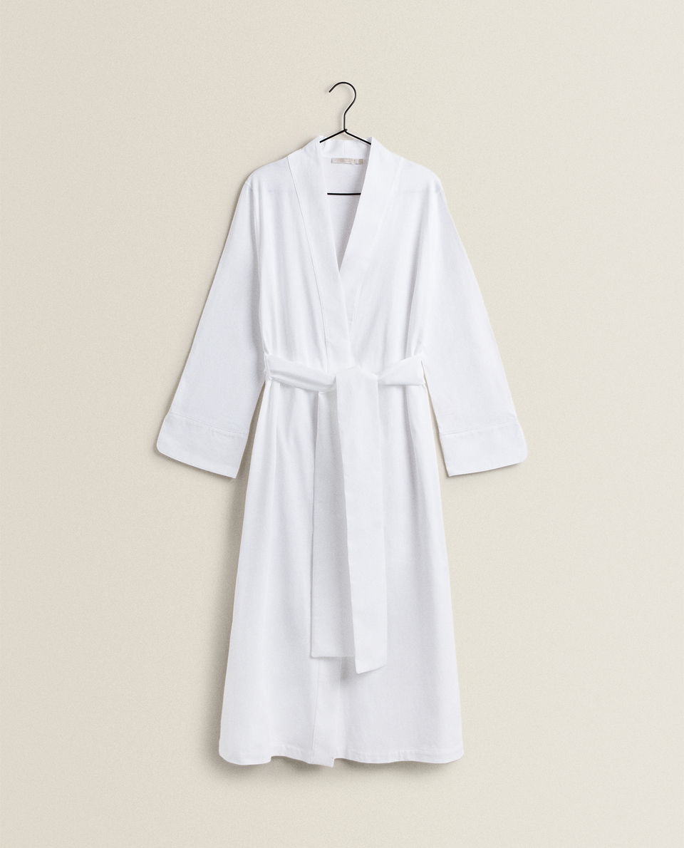 DRESSING GOWN WITH LACE TRIM