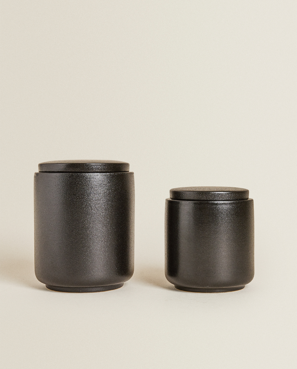 黑色纹理陶瓷罐