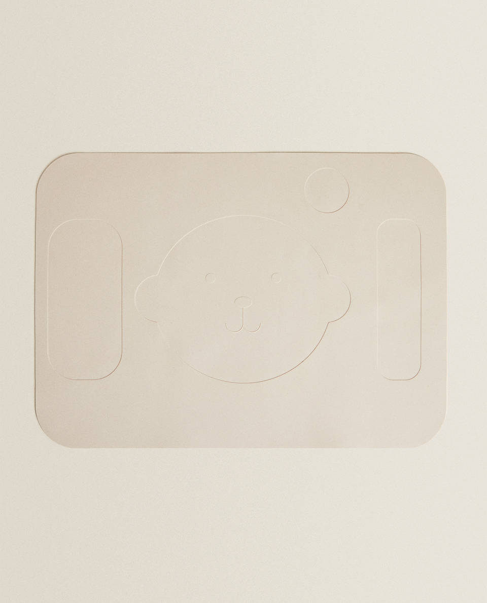 FACE DESIGN SILICONE PLACEMAT