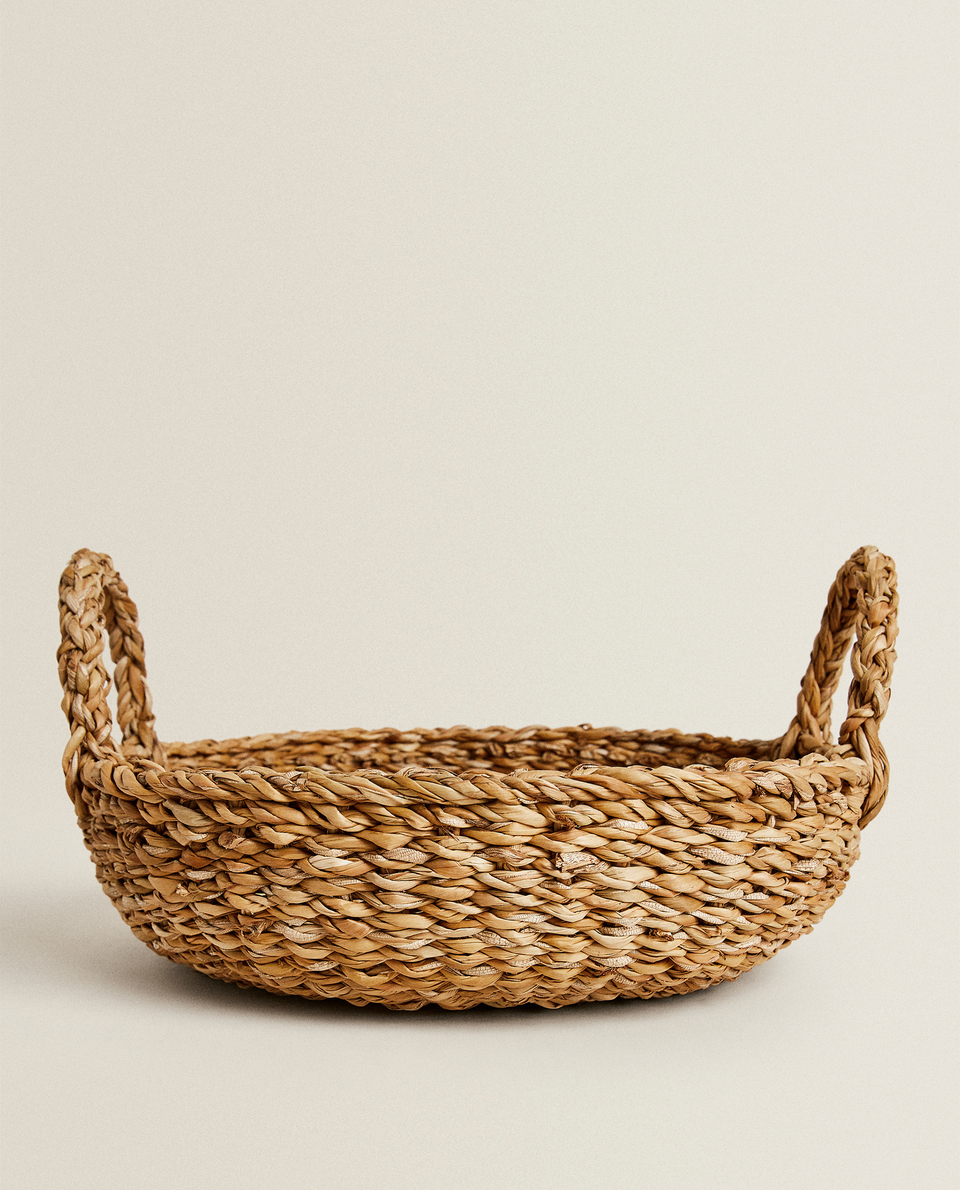 PLAITED FRUIT BASKET WITH HANDLES