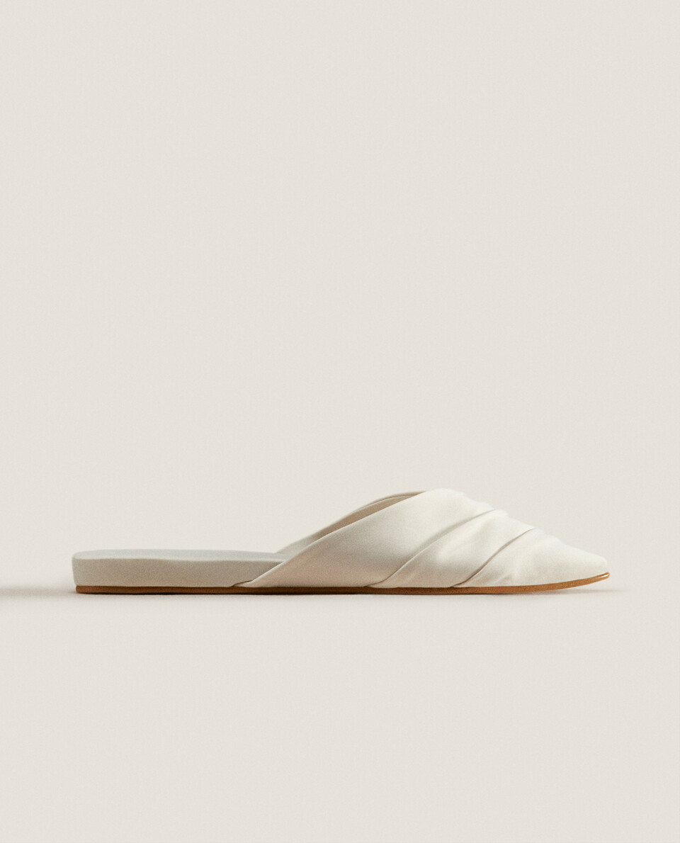 SATEEN SLIPPERS WITH PLEATED DETAIL