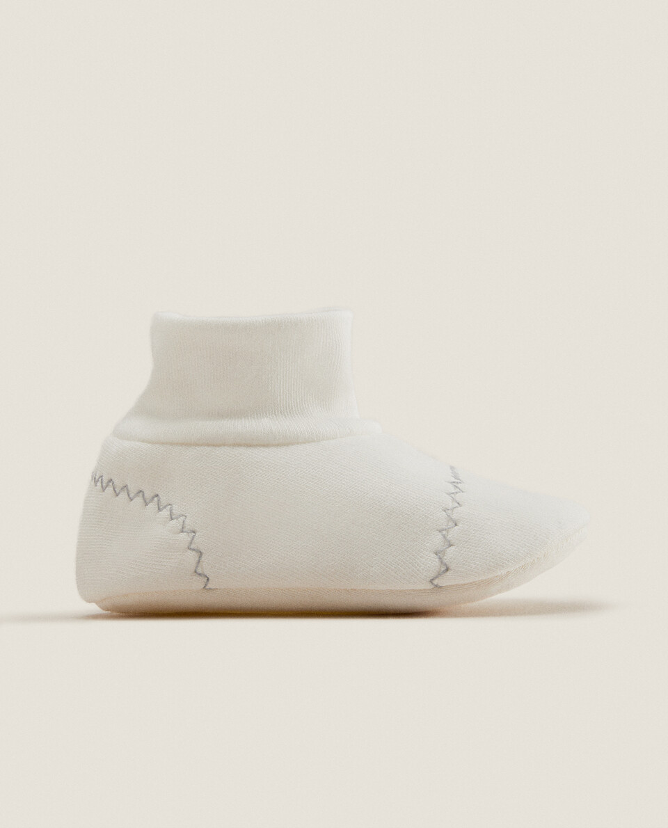 FABRIC BOOTIES