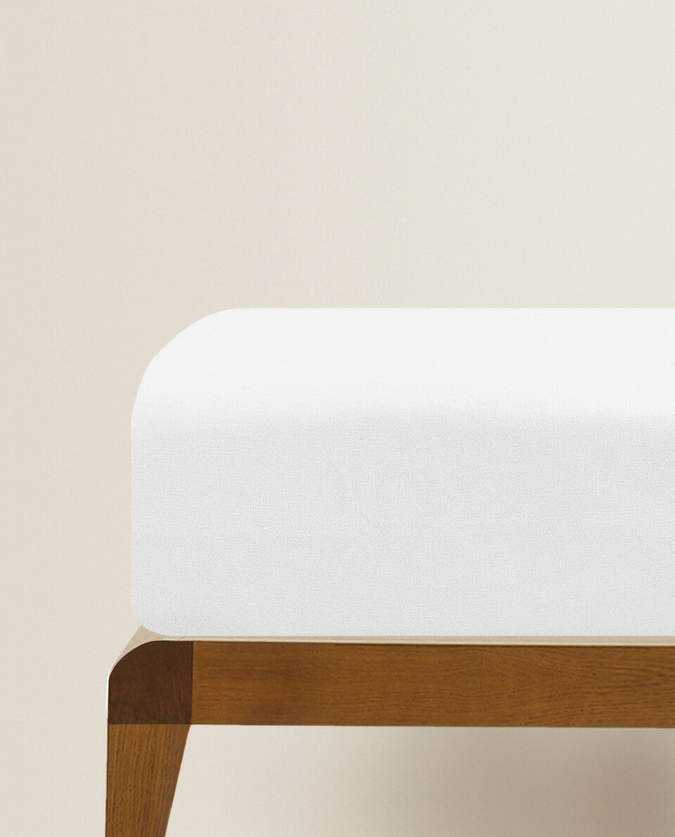 (300 THREAD COUNT) SATEEN FITTED SHEET