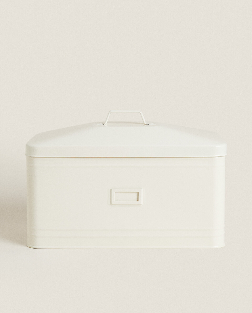 DETERGENT CONTAINER