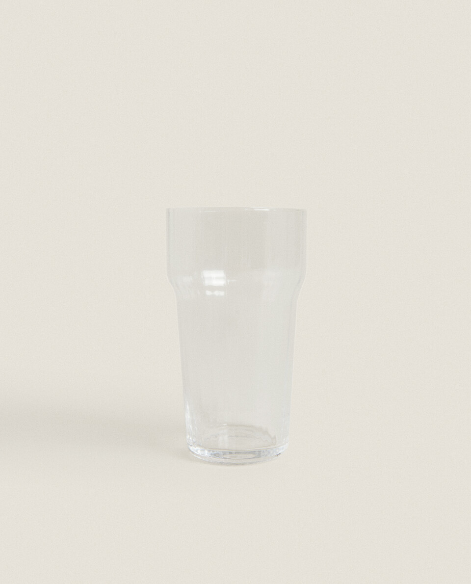 GLASS SOFT DRINK TUMBLER WITH LINE DESIGN