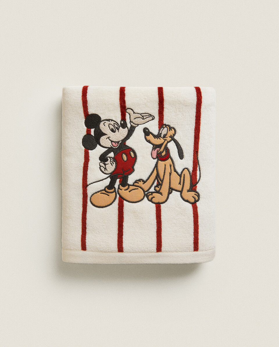 MICKEY© DISNEY EMBROIDERED VELOUR TOWEL