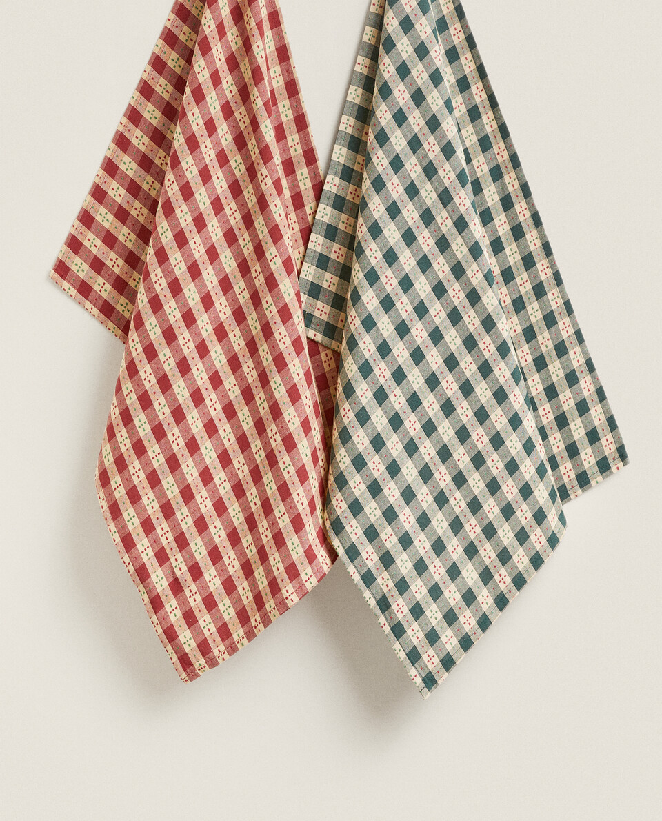 PACK OF CHECK CHRISTMAS TEA TOWELS (PACK OF 2)