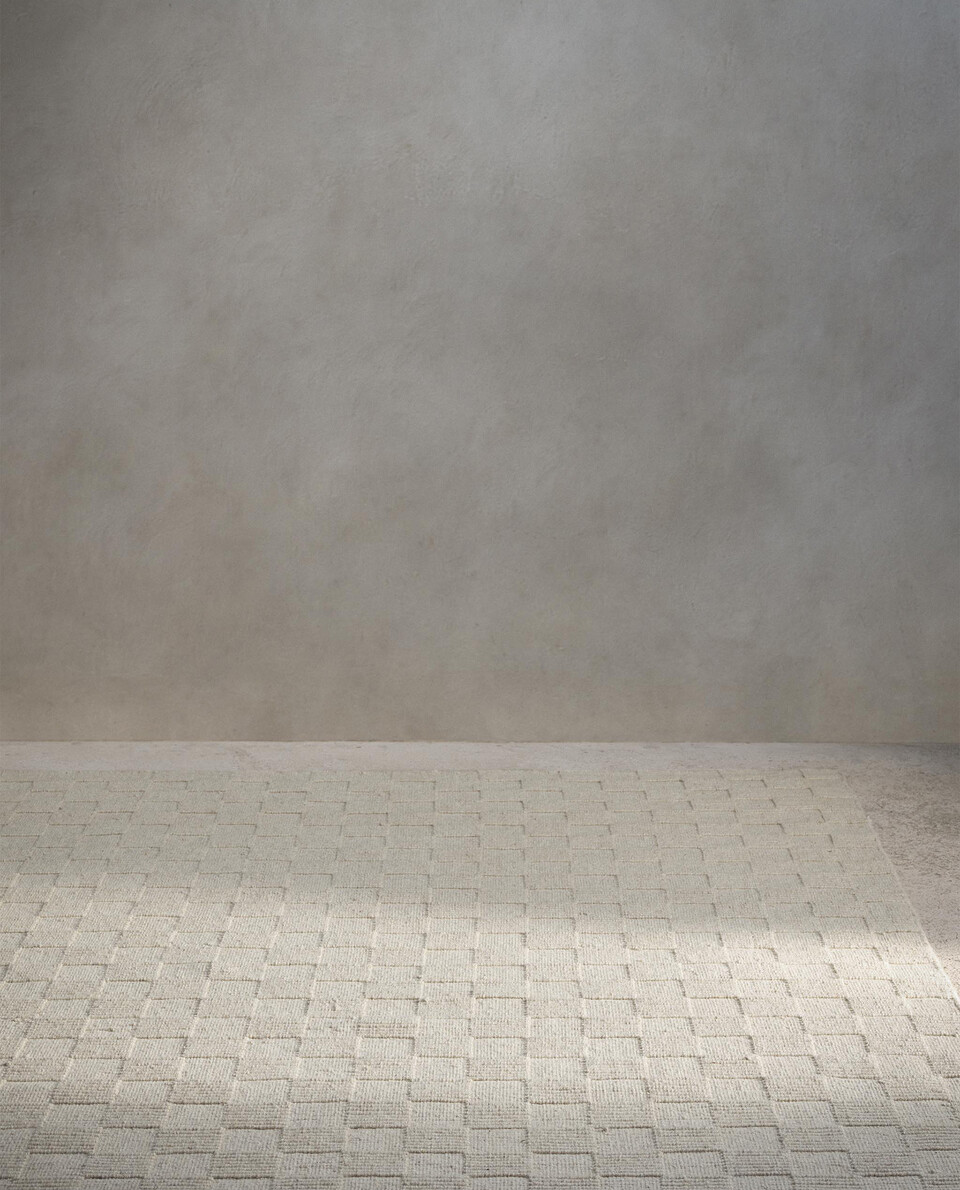 RUG 01