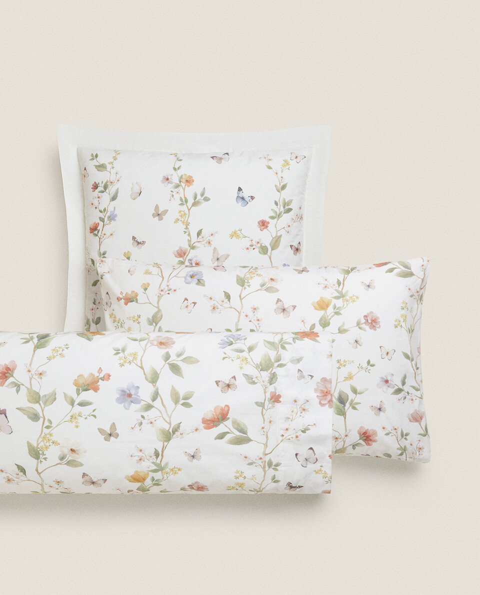 FLOWER AND BUTTERFLY PRINT PILLOWCASE