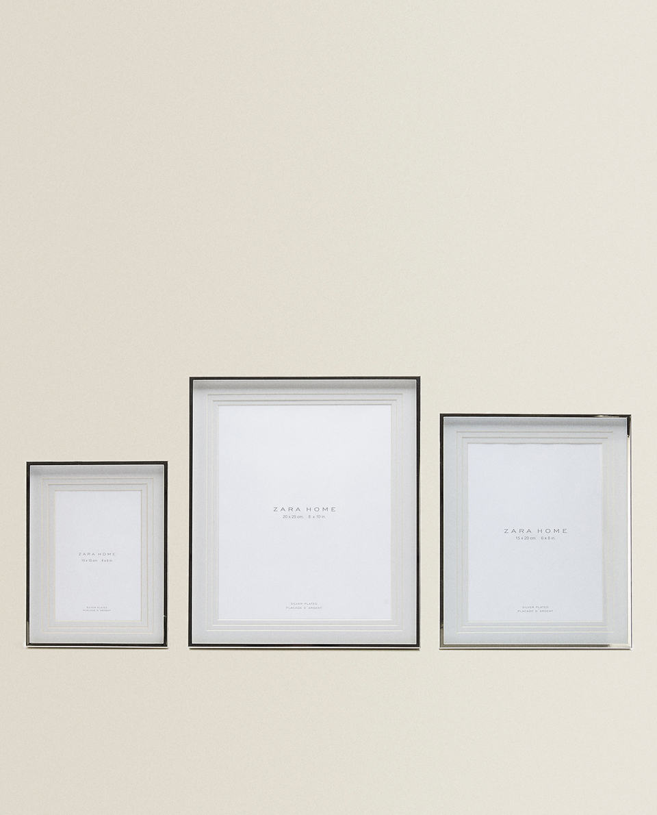 METALLIC FRAME WITH TRIPLE PASSE-PARTOUT