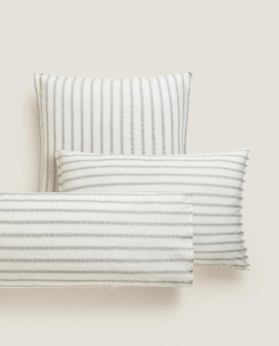 STRIPED AND FLORAL LINEN PILLOWCASE