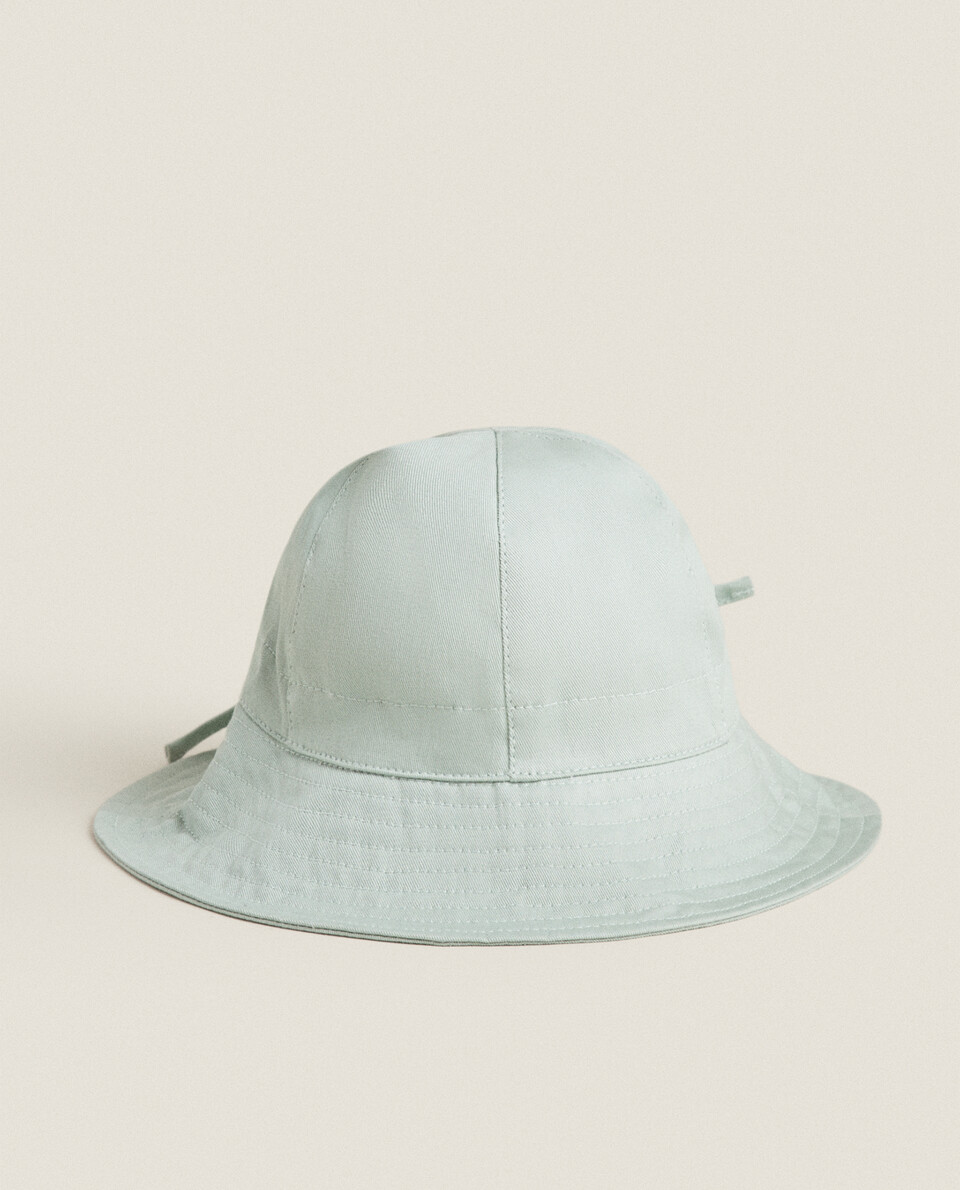 WIDE BRIM HAT
