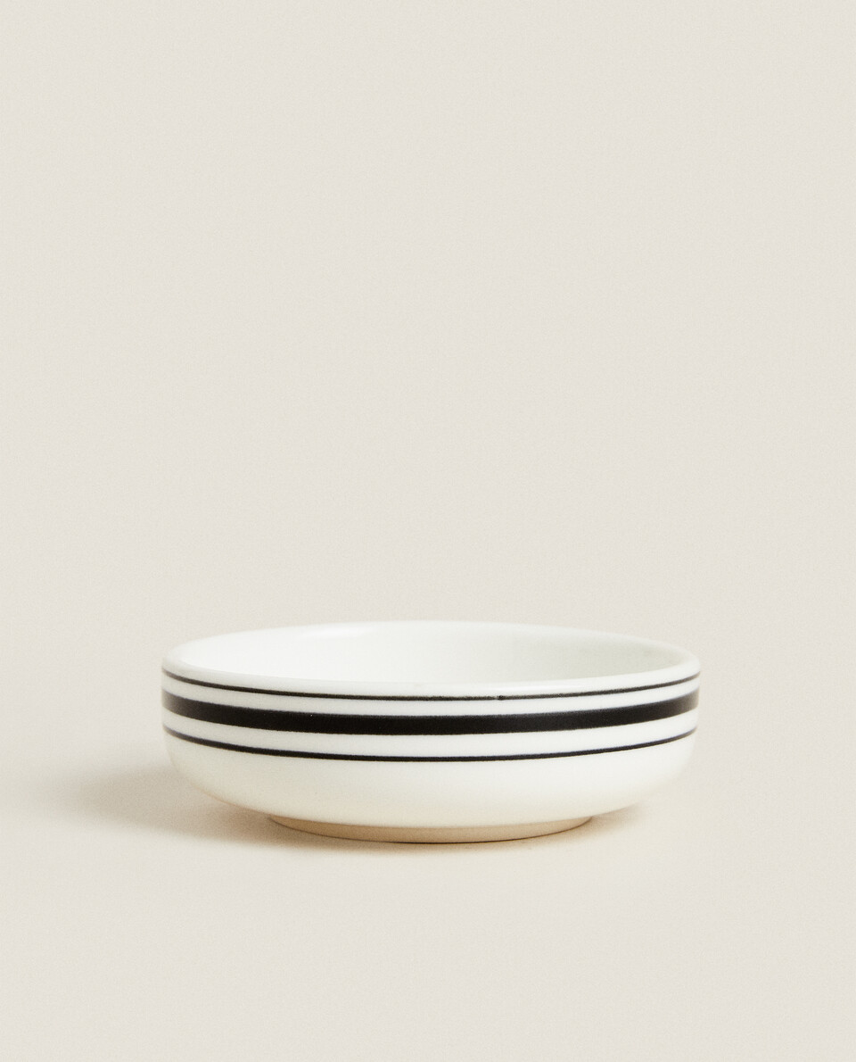 线条设计炻瓷碗