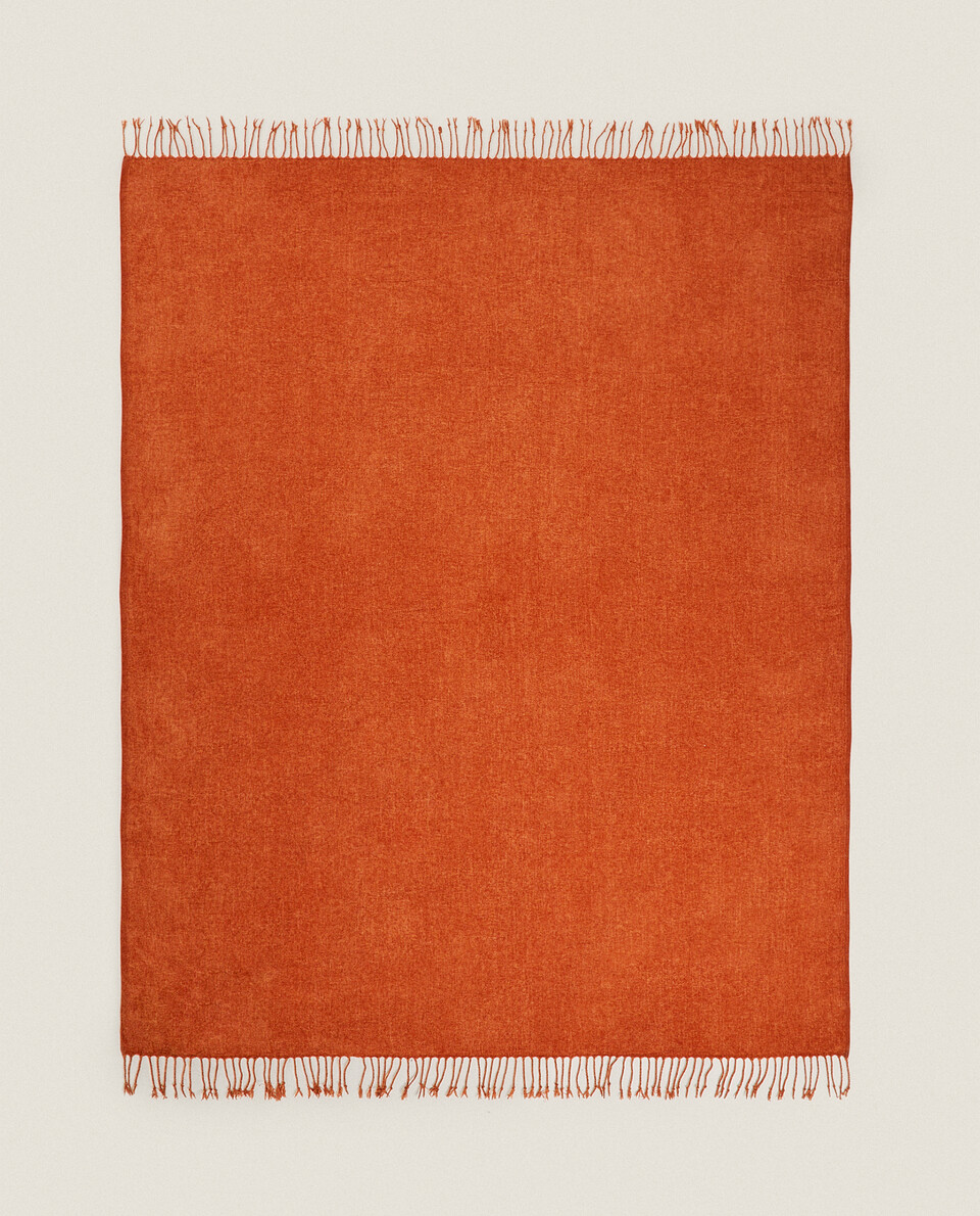 CHENILLE BLANKET